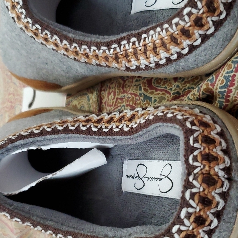 🍒 JESSICA SIMPSON GRAY SLIPPERS - Picture 3 of 12